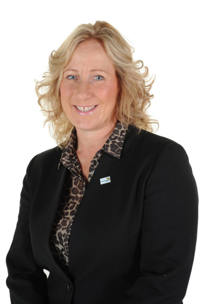 Suzanne Akers Smith