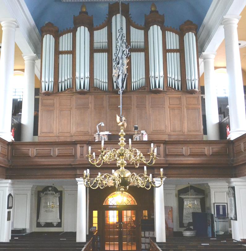 Organ at st. peters church